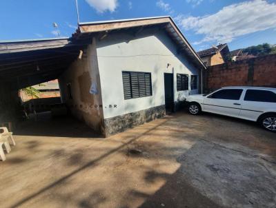 Casa para Venda, em So Jos do Rio Pardo, bairro Eduardo Cassucci, 3 dormitrios, 1 banheiro, 2 vagas