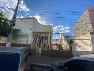 Casa para Locação, em Mossoró, bairro Centro, 4 dormitórios, 1 banheiro