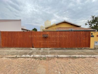 Casa para Venda, em Itobi, bairro Centro, 3 dormitrios, 3 banheiros, 1 sute, 8 vagas