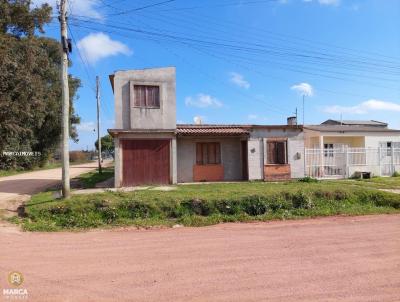 Casa para Venda, em Santa Vitria do Palmar, bairro Brasiliano, 3 dormitrios, 2 banheiros, 1 vaga