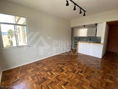 Apartamento para Venda, em Terespolis, bairro Alto, 2 dormitrios, 1 banheiro, 1 vaga