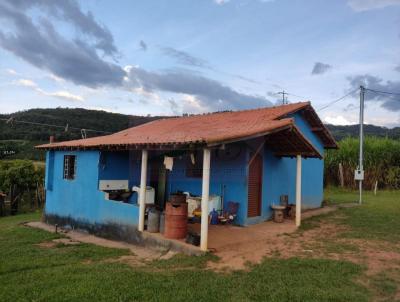 Stio para Venda, em So Sebastio do Paraso, bairro Rosentina Figueiredo, 2 dormitrios, 1 banheiro, 1 vaga