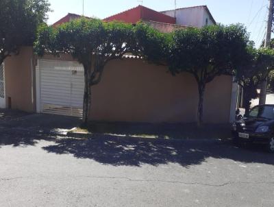 Casa para Venda, em Votorantim, bairro Jardim Serrano II, 3 dormitrios, 2 banheiros, 2 vagas