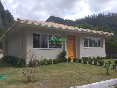 Casa em Condomnio para Venda, em Nova Friburgo, bairro Vale dos Pinheiros, 3 dormitrios, 2 banheiros, 1 sute, 4 vagas