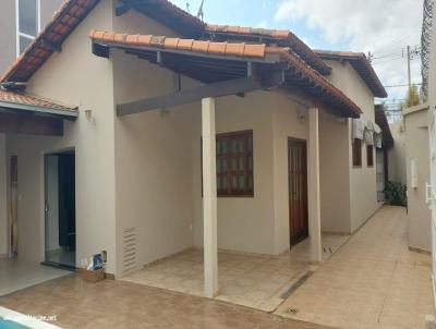 Casa para Venda, em Montes Claros, bairro BARCELONA PARK, 3 dormitrios, 3 banheiros, 1 sute, 4 vagas