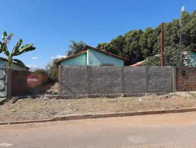 Casa para Venda, em Cceres, bairro Massa Barro, 3 dormitrios, 1 banheiro