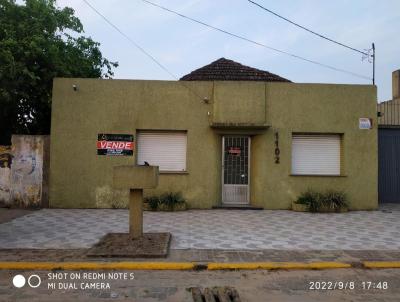 Casa para Venda, em Santa Vitória do Palmar, bairro CENTRO, 3 dormitórios, 2 banheiros, 1 suíte, 1 vaga