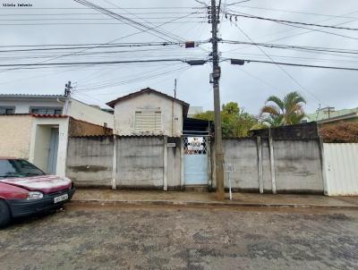 Casa para Venda, em Alfenas, bairro Vila Godoy, 2 dormitrios, 2 banheiros