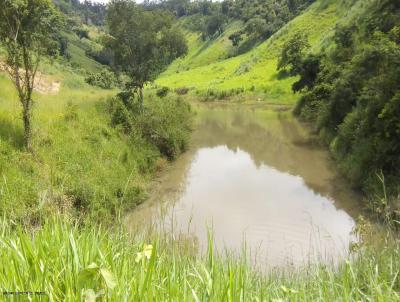 Fazenda para Venda, em Tefilo Otoni, bairro Alegria, 3 dormitrios, 2 banheiros