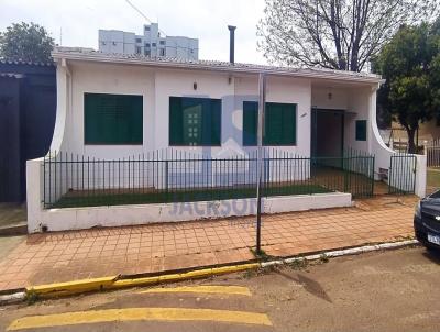 Casa para Venda, em São Borja, bairro CENTRO, 3 dormitórios, 2 banheiros, 1 vaga