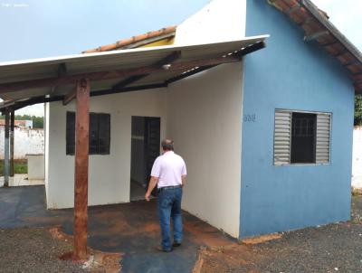 Casa para Venda, em Ourinhos, bairro Jardim Cristal, 2 dormitórios, 1 banheiro, 1 vaga