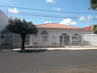 Casas 3 e 4 Quartos para Venda, em Promisso, bairro Centro, 3 dormitrios, 3 banheiros, 1 sute, 2 vagas