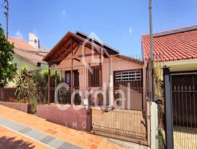 Casa para Venda, em Santa Rosa, bairro Bairro Centro, 4 dormitrios, 2 banheiros, 2 vagas