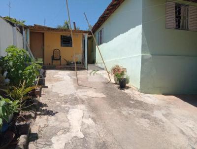 Casa para Venda, em So Sebastio do Paraso, bairro Jardim Planalto, 3 dormitrios, 1 banheiro, 3 vagas