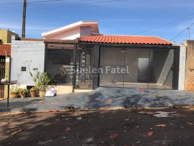 Casa para Venda, em Ourinhos, bairro Jardim Brilhante, 2 dormitrios, 3 banheiros, 1 sute, 2 vagas