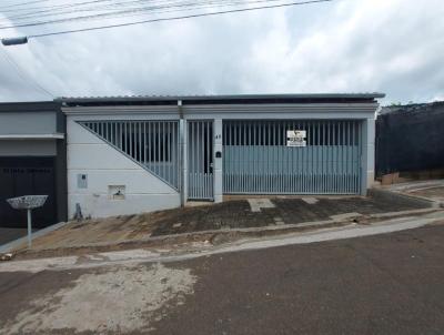 Casa para Venda, em Alfenas, bairro Residencial Oliveira, 3 dormitrios, 2 banheiros, 1 sute, 2 vagas