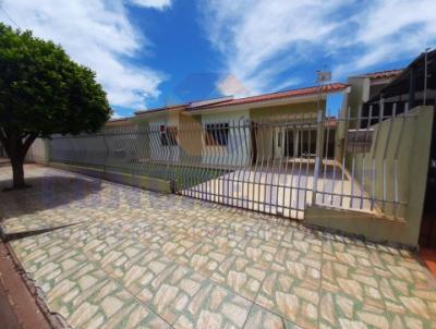 Casa para Venda, em Campo Mouro, bairro Jardim Pio XII, 2 dormitrios, 1 banheiro, 1 vaga