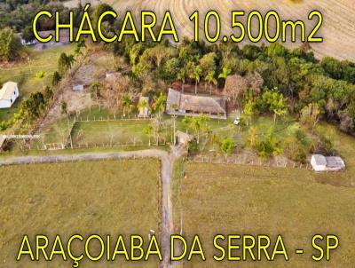 Área para Venda, em Araçoiaba da Serra, bairro 200m da Raposo Tavares (km117), 3 dormitórios, 3 banheiros, 2 suítes