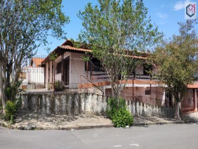 Casa para Venda, em Pinhalzinho, bairro Centro, 3 dormitrios, 3 banheiros, 1 sute, 3 vagas