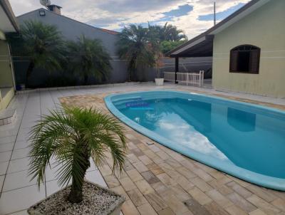 Casa na Praia para Venda, em Guaratuba, bairro Coroados, 4 dormitrios, 2 banheiros, 1 sute, 5 vagas