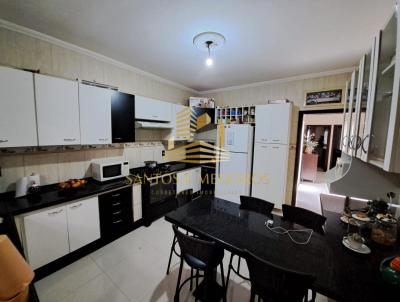 Casa para Venda, em Pouso Alegre, bairro Morumbi, 3 dormitrios, 2 banheiros, 1 sute, 3 vagas