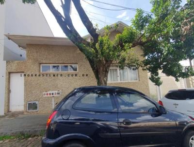 Casa para Venda, em So Jos do Rio Pardo, bairro Centro, 3 dormitrios, 2 banheiros, 1 sute, 3 vagas