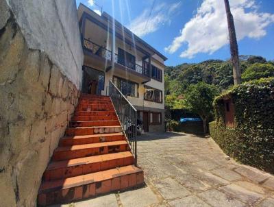 Casa para Venda, em Terespolis, bairro Vale do Paraso, 4 dormitrios, 2 banheiros, 10 vagas