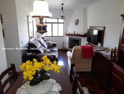 Apartamento para Venda, em Campos do Jordo, bairro Vale Encantado, 3 dormitrios, 2 banheiros, 2 vagas