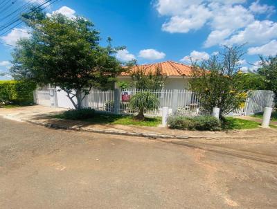 Casa para Venda, em Ponta Grossa, bairro Uvaranas, 3 dormitrios, 2 banheiros, 1 sute