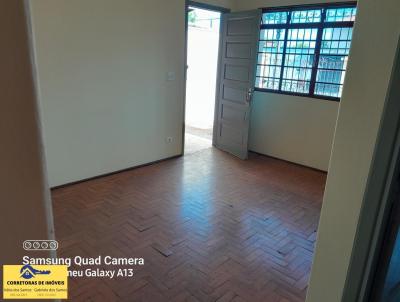 Casa para Venda, em Pirassununga, bairro Vila Brasil, 2 dormitrios, 1 banheiro, 1 vaga