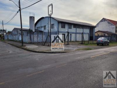 Barraco para Venda, em Curitiba, bairro Hauer, 2 banheiros