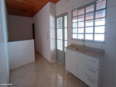 Casa para Locao, em Pederneiras, bairro Jardim Maria Luiza, 2 dormitrios, 1 banheiro, 2 vagas