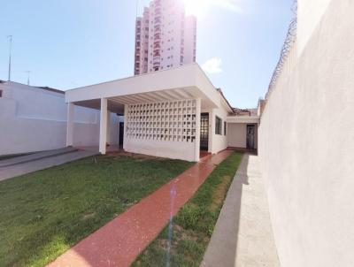 Casa para Venda, em Ituverava, bairro Centro, 2 banheiros