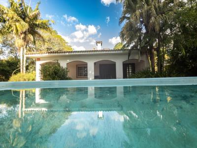 Casa para Venda, em Pelotas, bairro Recanto de Portugal, 3 dormitrios, 3 banheiros, 1 sute, 4 vagas