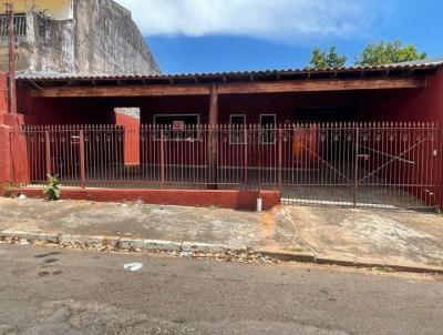 Casa para Venda, em Presidente Prudente, bairro Jardim Estoril, 5 dormitrios, 3 banheiros, 1 sute, 2 vagas
