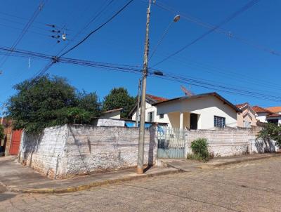 Casa para Venda, em Getulina, bairro Getulina, 2 dormitrios, 2 banheiros