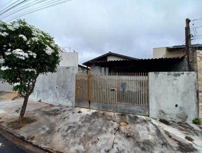 Casa para Venda, em Lins, bairro Residencial Henrique Bertin, 3 dormitrios, 1 banheiro