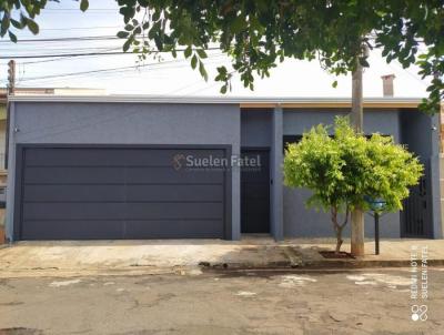 Casa para Venda, em Ourinhos, bairro Jardim Primavera, 4 dormitrios, 4 banheiros, 2 sutes