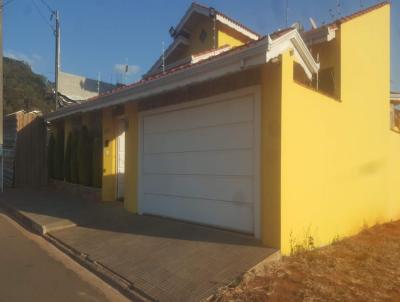 Casa para Venda, em Camanducaia, bairro Vila Da Mantiqueira, 4 dormitrios, 3 banheiros, 1 sute, 2 vagas