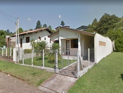 Casa para Venda, em Taquara, bairro Petrpolis, 2 dormitrios, 1 banheiro, 3 vagas