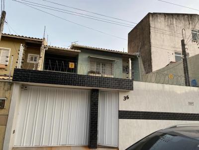 Casa para Locao, em Fortaleza, bairro Cidade dos Funcionrios, 4 dormitrios, 1 banheiro, 4 sutes, 2 vagas