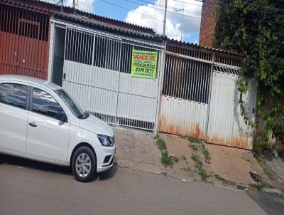 Casa para Venda, em Braslia, bairro RECANTO DAS EMAS DF, 2 dormitrios, 2 banheiros, 2 vagas