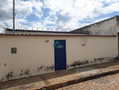 Casa para Venda, em Candeias, bairro Centro, 2 dormitrios, 1 banheiro