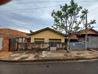 Casa para Venda, em Getulina, bairro Vila Nakamura, 3 dormitrios, 2 banheiros