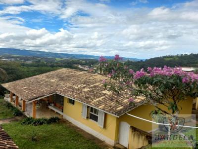 Casa para Venda, em Extrema, bairro VILA RICA, 3 dormitrios, 1 banheiro, 1 sute, 4 vagas