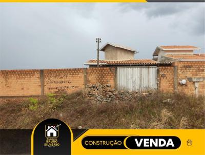 Terreno e Construo para Venda, em Jaru, bairro Setor 04, 2 dormitrios, 1 banheiro, 1 sute