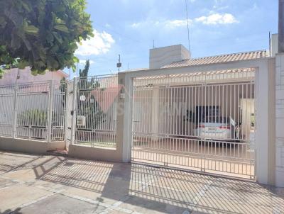 Casa para Venda, em Umuarama, bairro Zona I-A, 3 dormitrios, 2 banheiros, 1 sute, 2 vagas