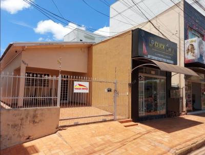 Casa para Venda, em Tangar da Serra, bairro CENTRO, 3 dormitrios, 1 banheiro, 1 vaga