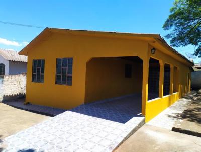 Casa para Venda, em Cianorte, bairro Moradias Marselha, 3 dormitrios, 1 banheiro, 1 vaga