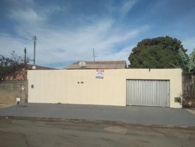 Casa para Venda, em Aparecida de Goinia, bairro Jardim Helvcia Complemento, 3 dormitrios, 2 banheiros, 1 sute, 2 vagas
